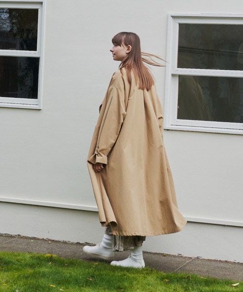 Libra Cue(リブラ キュー)の「”パフボリュームトレンチコート” 3wayのボリュームスリーブがポイント、オンオフ着られる春秋2シーズンコート(トレンチコート・レディース・ブラック/ベージュ/カーキ・FREE)」の10枚目の写真