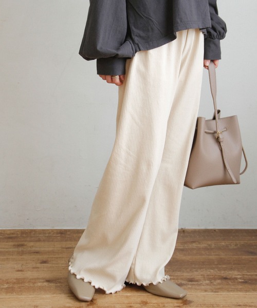 Crisp（クリスプ）の「リブメロウフレアパンツ（その他パンツ・レディース・アイボリー/ピンクベージュ・FREE）」の21枚目の写真