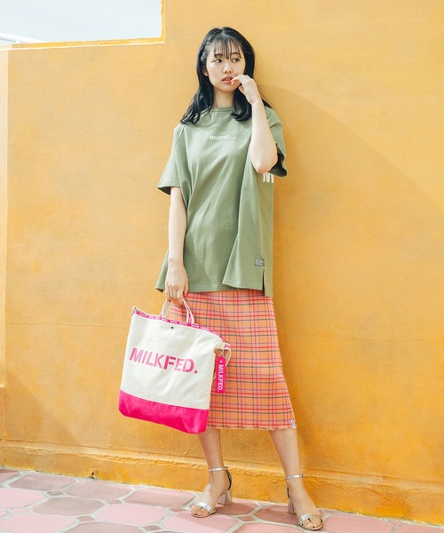 MILKFED.（ミルクフェド）の「LOGO TAPE SHOULDER BAG（ショルダーバッグ・レディース・ホワイト/ブラック/レッド/ピンク・ONE SIZE）」の12枚目の写真