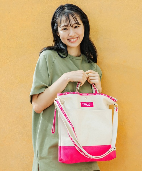 MILKFED.（ミルクフェド）の「LOGO TAPE SHOULDER BAG（ショルダーバッグ・レディース・ホワイト/ブラック/レッド/ピンク・ONE SIZE）」の20枚目の写真