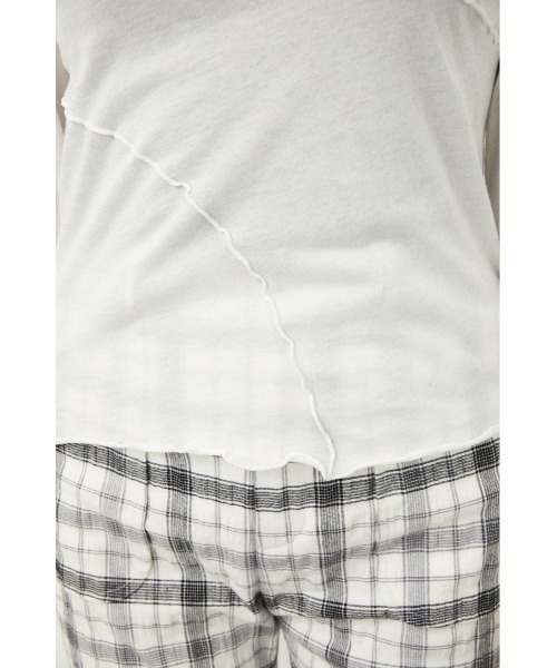 LAGUA GEM（ラグアジェム）の「RANDOM LINE TOPS（Tシャツ/カットソー・レディース・ホワイト/ブラック・FREE）」の16枚目の写真