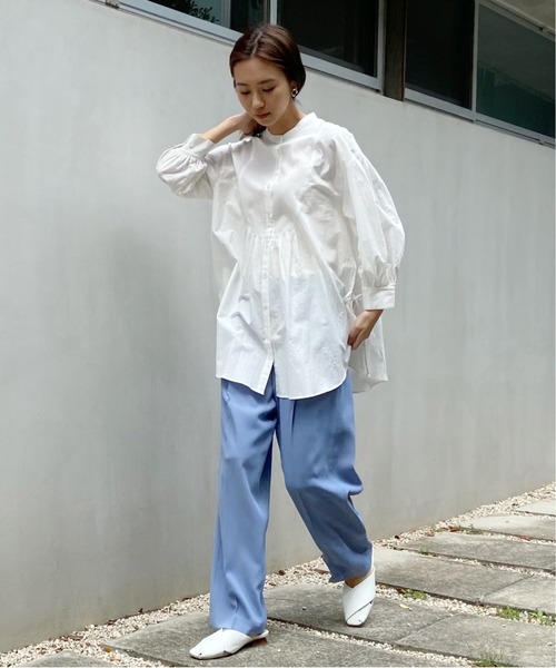 AZUL ENCANTO(アズールエンカント)の「センタープレスパンツ(その他パンツ・レディース・ホワイト/ブラック/ベージュ/パープル/イエロー/ブルー・FREE)」の15枚目の写真