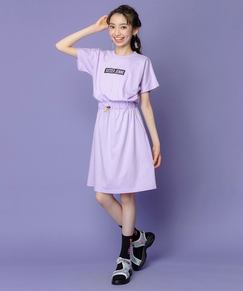 SISTER JENNI（SISTER JENNI）の「バックビッグロゴワンピース（ワンピース・キッズ・ブラック/ラベンダー・130cm/140cm/150cm/160cm）」の4枚目の写真