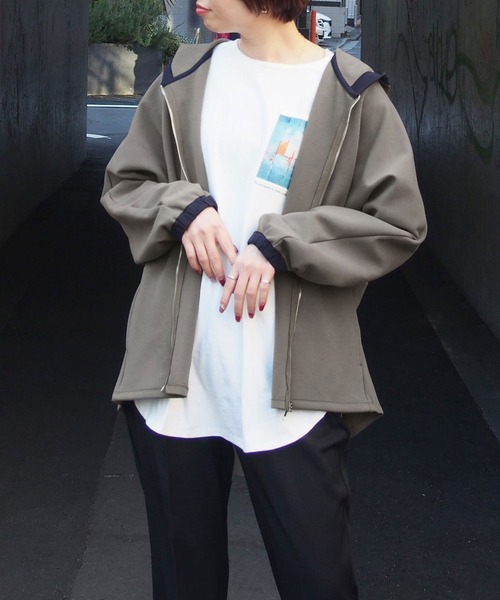 179/WG(イチナナキュウダブルジー)の「バックファスナーパーカー(パーカー・レディース・グレー/ブラック・FREE)」の1枚目の写真