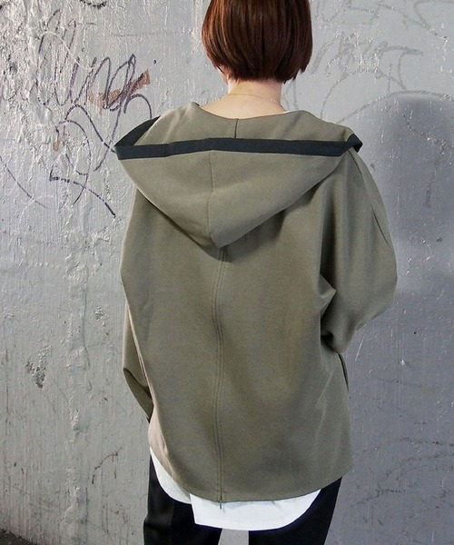 179/WG(イチナナキュウダブルジー)の「バックファスナーパーカー(パーカー・レディース・グレー/ブラック・FREE)」の3枚目の写真