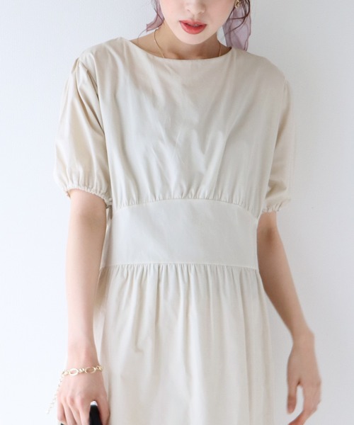 BLUEEAST（ブルーイースト）の「リボン付きパフスリーブワンピース（ワンピース・レディース・ピンク/ブルーグリーン/ベージュ・MEDIUM）」の8枚目の写真