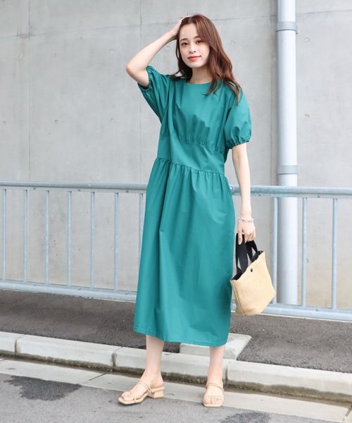 BLUEEAST（ブルーイースト）の「リボン付きパフスリーブワンピース（ワンピース・レディース・ピンク/ブルーグリーン/ベージュ・MEDIUM）」の11枚目の写真