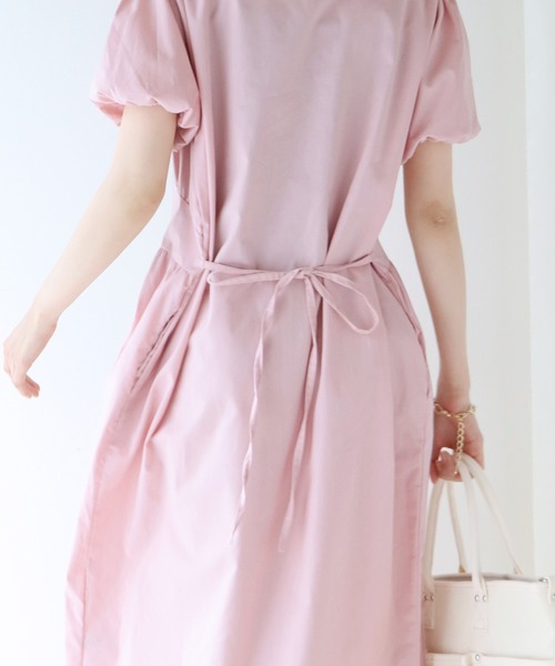 BLUEEAST（ブルーイースト）の「リボン付きパフスリーブワンピース（ワンピース・レディース・ピンク/ブルーグリーン/ベージュ・MEDIUM）」の18枚目の写真