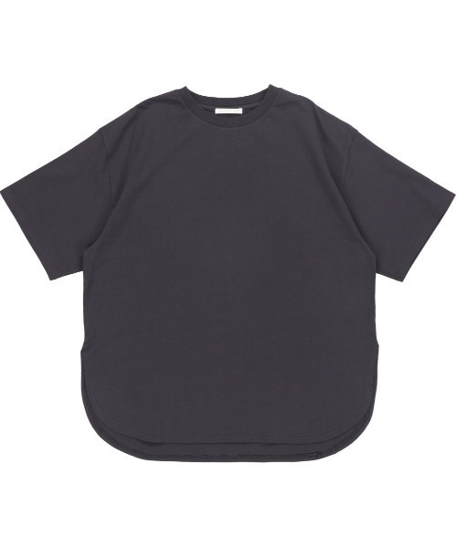 SPINNS（スピンズ）の「【ゆったりシルエット】サイドスリットデザイン 無地ビッグTシャツ（Tシャツ/カットソー・レディース・チャコール/ベージュ/ブラック/カーキ/オフホワイト/モカ・ONESIZE）」の14枚目の写真