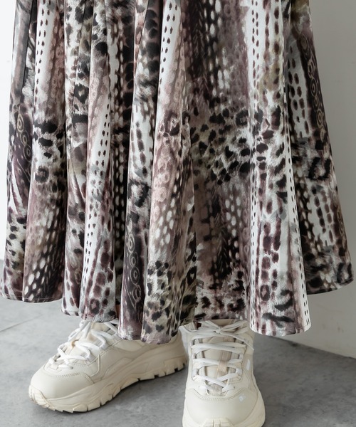 RASVOA（ラスボア）の「マルチ切替マーメイドスカート（スカート・レディース・ベージュ/ブルー・FREE）」の12枚目の写真