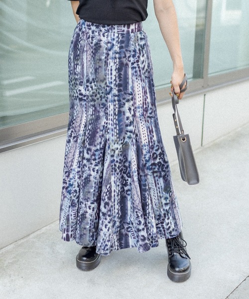 RASVOA（ラスボア）の「マルチ切替マーメイドスカート（スカート・レディース・ベージュ/ブルー・FREE）」の3枚目の写真