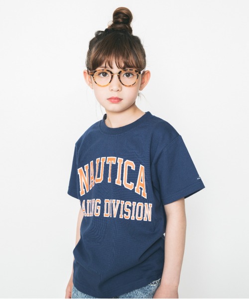 NAUTICA（ノーティカ）の「【NAUTICA/ノーティカ】カレッジロゴTシャツ（Tシャツ/カットソー・キッズ・レッド/オフホワイト/ネイビー・130cm/150cm/100cm/120cm/140cm/110cm）」の2枚目の写真