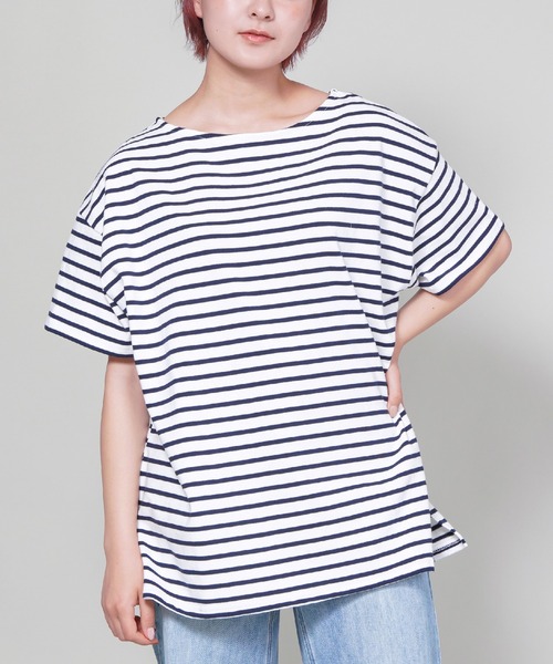 SPINNS（スピンズ）の「【ゆったりシルエット】ボーダー半袖カットソー（Tシャツ/カットソー・レディース・ブラック×ホワイト/グレイッシュベージュ/ネイビー・ONESIZE）」の3枚目の写真