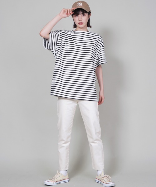 SPINNS（スピンズ）の「【ゆったりシルエット】ボーダー半袖カットソー（Tシャツ/カットソー・レディース・ブラック×ホワイト/グレイッシュベージュ/ネイビー・ONESIZE）」の16枚目の写真