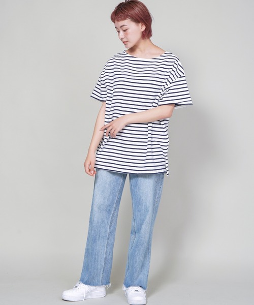 SPINNS（スピンズ）の「【ゆったりシルエット】ボーダー半袖カットソー（Tシャツ/カットソー・レディース・ブラック×ホワイト/グレイッシュベージュ/ネイビー・ONESIZE）」の18枚目の写真