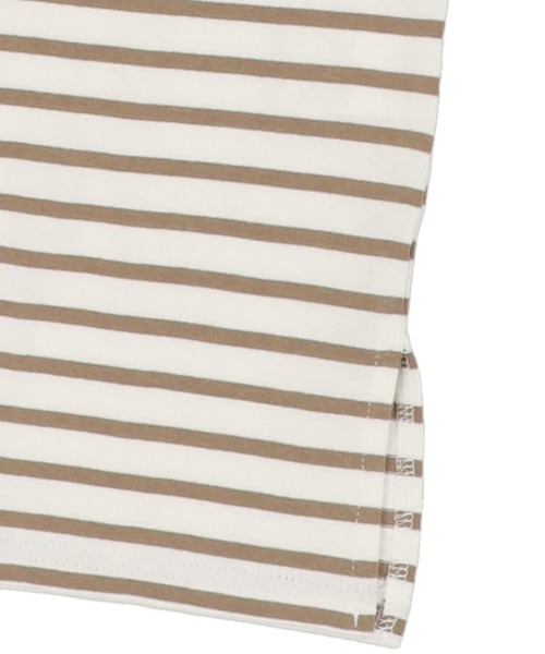 SPINNS（スピンズ）の「【ゆったりシルエット】ボーダー半袖カットソー（Tシャツ/カットソー・レディース・ブラック×ホワイト/グレイッシュベージュ/ネイビー・ONESIZE）」の4枚目の写真