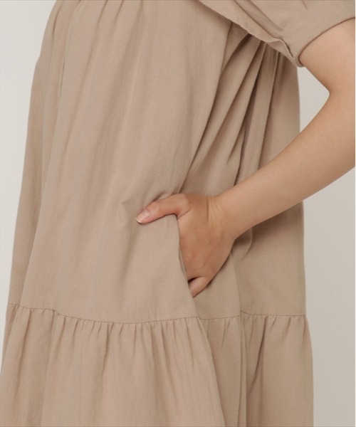 REDYAZEL（レディアゼル）の「ラッフルショルダーミニワンピース（ワンピース・レディース・ベージュ/グリーン/ネイビー・SMALL/MEDIUM）」の16枚目の写真