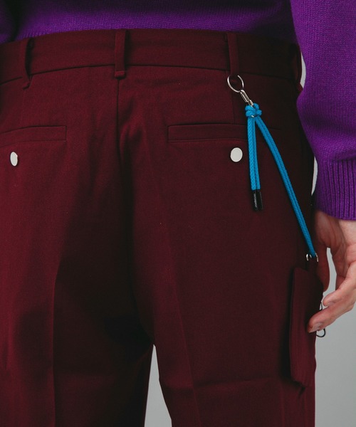 VIKTOR&ROLF（ヴィクター&ロルフ）の「VIKTOR&ROLF(ヴィクター＆ロルフ)カスタムキークロップドパンツ/CUSTOM KEY TROUSERS（その他パンツ・メンズ・バーガンディー・46/48/50）」の7枚目の写真