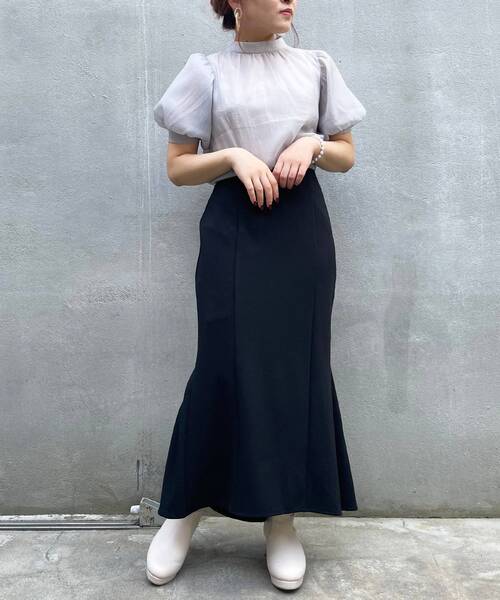 MAJESTIC LEGON(マジェスティックレゴン)の「スタイルアップマーメイドスカート(スカート・レディース・ブラック/ブラウン/ピンク/アイボリー・SMALL/MEDIUM)」の18枚目の写真