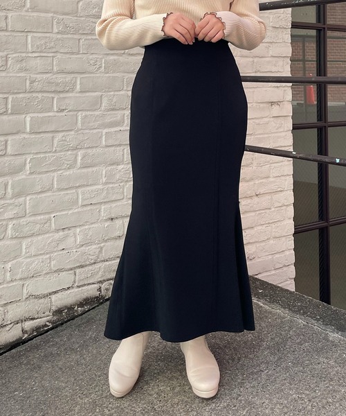 MAJESTIC LEGON(マジェスティックレゴン)の「スタイルアップマーメイドスカート(スカート・レディース・ブラック/ブラウン/ピンク/アイボリー・SMALL/MEDIUM)」の3枚目の写真