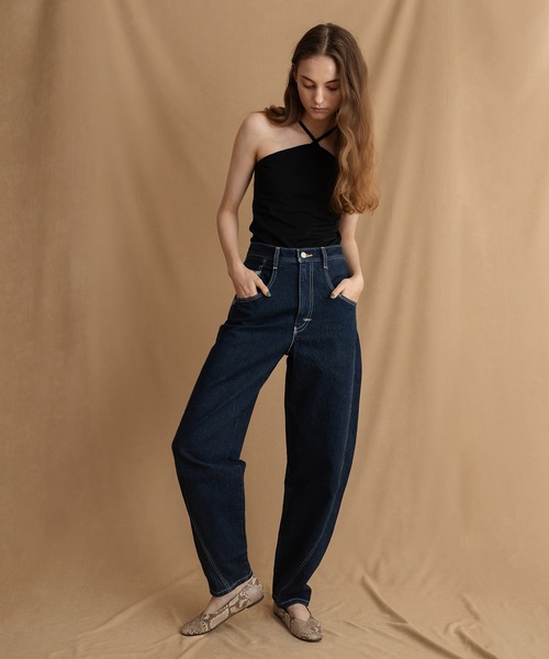 Levi's(リーバイス)の「Levi's(R) RED TWISTED 5 POCKET AZURITE RINSE(デニムパンツ・レディース・ダークインディゴブルー・24inch/27inch/23inch/29inch/25inch/30inch/26inch/28inch)」の16枚目の写真