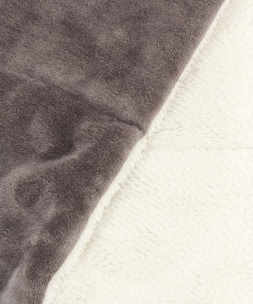 LAKOLE（ラコレ）の「フリースナイトマフラー / 216470（その他ルームウェア・レディース・ベージュ/ピンク/グリーン/チャコール・FREE）」の14枚目の写真