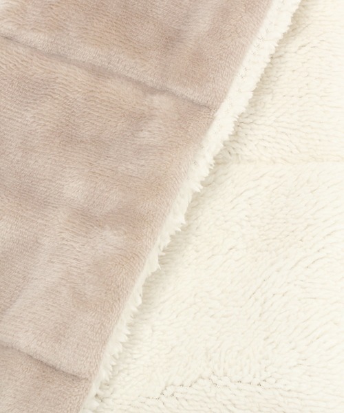 LAKOLE（ラコレ）の「フリースナイトマフラー / 216470（その他ルームウェア・レディース・ベージュ/ピンク/グリーン/チャコール・FREE）」の13枚目の写真