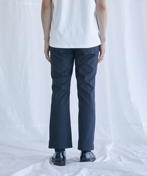 PUBLIC TOKYO（パブリックトウキョウ）の「タフスラ フレアスラックス / フレアパンツ（スラックス・メンズ・ネイビー/ブラウン/ライトベージュ・1/2/3）」の21枚目の写真