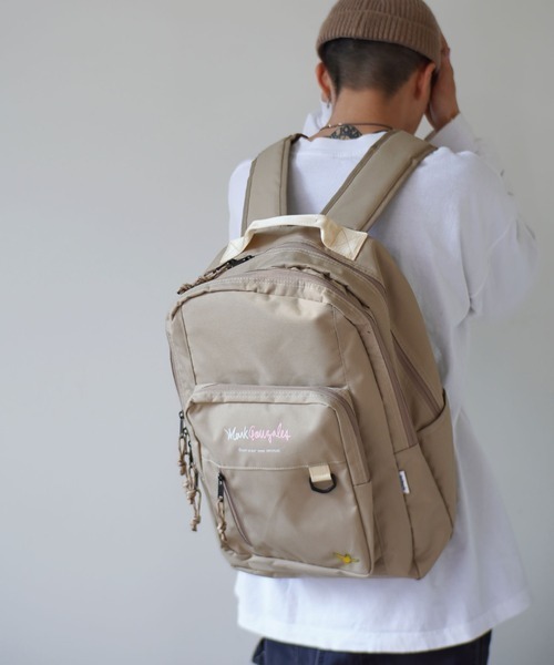 Mark Gonzales(マーク・ゴンザレス)の「【Mark Gonzales】マルチ ファンクショナ ルバックパック(バックパック/リュック・メンズ・ベージュ/ブラック/ブラック系その他・FREE)」の3枚目の写真