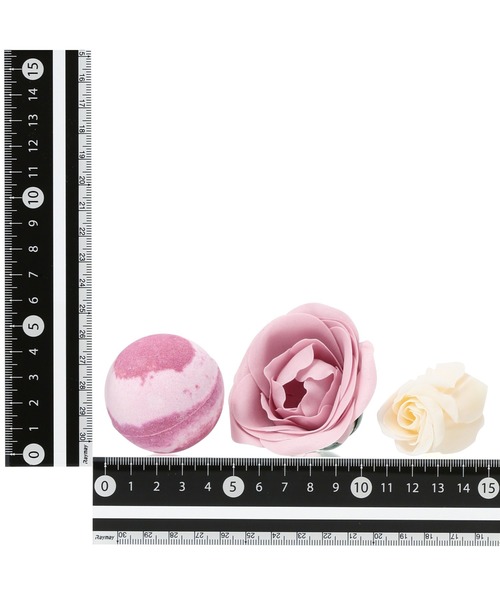 Francfranc(フランフラン)の「カドミニョン フィズ&ペタル ラウンド ピンク (入浴剤)ギフト 女性 贈り物 プレゼント お返し 送別 (ボディケア/ボディクリーム・レディース・ピンク・FREE)」の4枚目の写真
