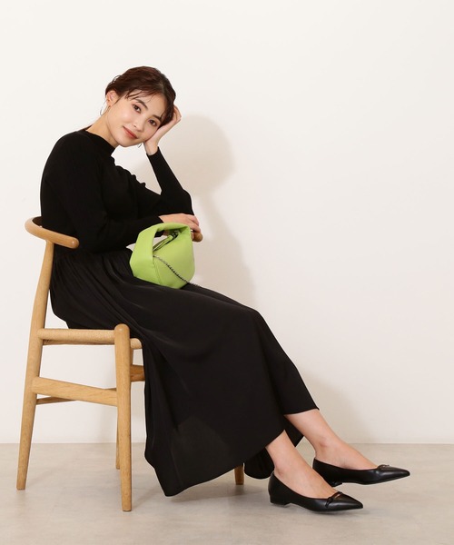 NATURAL BEAUTY BASIC（ナチュラルビューティーベーシック）の「メリージェーンカッター（パンプス・レディース・ブラック/ベージュ/シルバー・MEDIUM/LARGE/SMALL）」の5枚目の写真