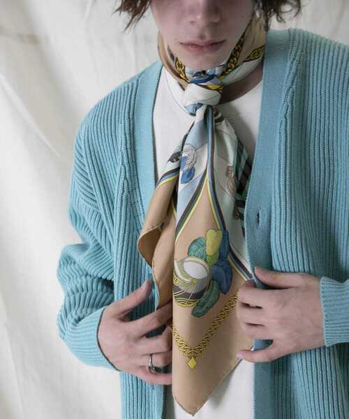 URBAN RESEARCH（アーバンリサーチ）の「URBAN RESEARCH iD　オーバーサイズカーディガン（カーディガン/ボレロ・メンズ・ネイビー/マスタード/ブルー系その他・MEDIUM/LARGE）」の2枚目の写真