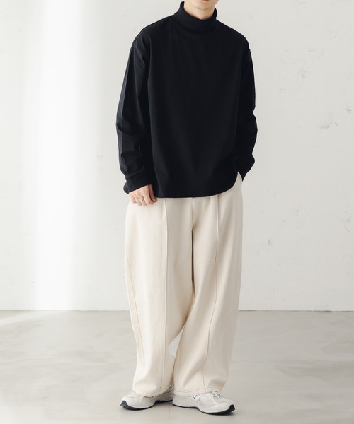 epnok(エプノック)の「タートルネックルーズロンT(Tシャツ/カットソー・メンズ・ブラック/ナチュラル/グレイッシュベージュ・SMALL/MEDIUM/LARGE)」の17枚目の写真