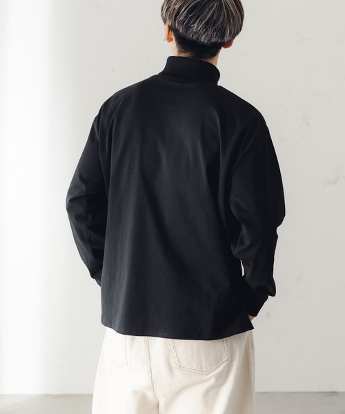 epnok(エプノック)の「タートルネックルーズロンT(Tシャツ/カットソー・メンズ・ブラック/ナチュラル/グレイッシュベージュ・SMALL/MEDIUM/LARGE)」の16枚目の写真