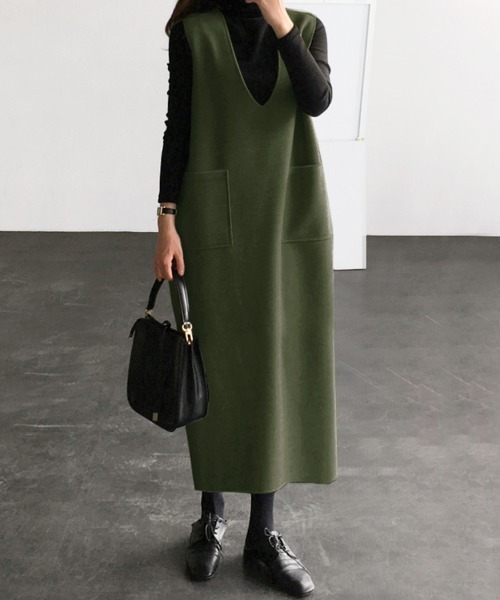 Doux Belle（ドゥーベル）の「パイピング深Vネックジャンパースカート（ジャンパースカート・レディース・ライトグレー/ベージュ/カーキ/ネイビー/ダークグレー/ブラウン・MEDIUM/SMALL）」の6枚目の写真