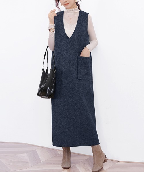 Doux Belle（ドゥーベル）の「パイピング深Vネックジャンパースカート（ジャンパースカート・レディース・ライトグレー/ベージュ/カーキ/ネイビー/ダークグレー/ブラウン・MEDIUM/SMALL）」の8枚目の写真