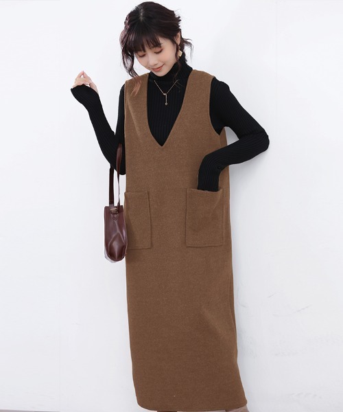 Doux Belle（ドゥーベル）の「パイピング深Vネックジャンパースカート（ジャンパースカート・レディース・ライトグレー/ベージュ/カーキ/ネイビー/ダークグレー/ブラウン・MEDIUM/SMALL）」の10枚目の写真