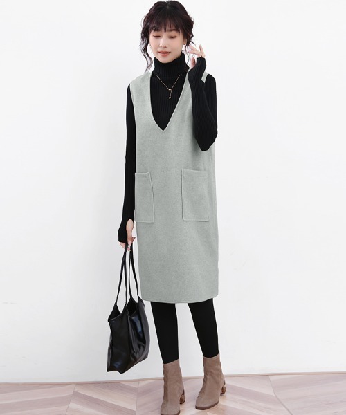 Doux Belle（ドゥーベル）の「パイピング深Vネックジャンパースカート（ジャンパースカート・レディース・ライトグレー/ベージュ/カーキ/ネイビー/ダークグレー/ブラウン・MEDIUM/SMALL）」の16枚目の写真