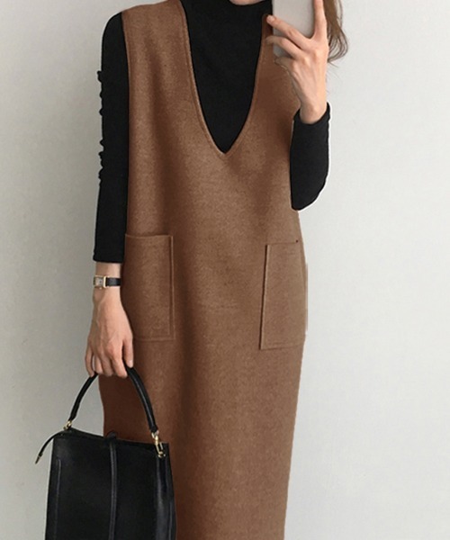 Doux Belle（ドゥーベル）の「パイピング深Vネックジャンパースカート（ジャンパースカート・レディース・ライトグレー/ベージュ/カーキ/ネイビー/ダークグレー/ブラウン・MEDIUM/SMALL）」の19枚目の写真