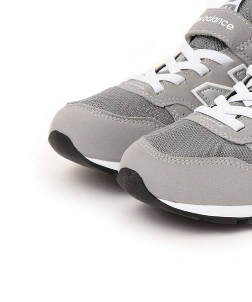 SHIPS any（シップス エニィ）の「NEW BALANCE: YV996 V3 スニーカー（スニーカー・キッズ・ネイビー/グレー・21/20/22/18/19/17）」の6枚目の写真