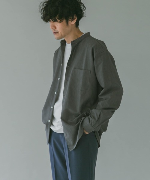 URBAN RESEARCH DOORS（アーバンリサーチドアーズ）の「セオアルファバンドカラーシャツ（シャツ/ブラウス・メンズ・ホワイト/グレー/ブラウン・40/38）」の3枚目の写真