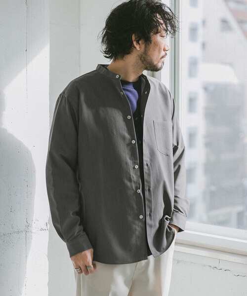 URBAN RESEARCH DOORS（アーバンリサーチドアーズ）の「セオアルファバンドカラーシャツ（シャツ/ブラウス・メンズ・ホワイト/グレー/ブラウン・40/38）」の8枚目の写真