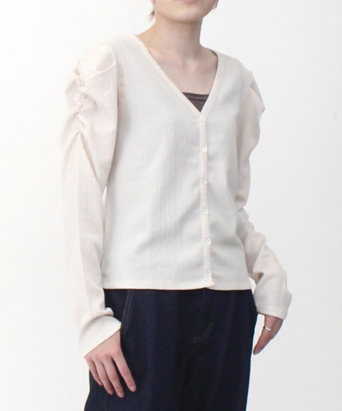 STYLEBLOCK(スタイルブロック)の「シャーリングカットソータックスリーブカーディガン(カーディガン/ボレロ・レディース・ブラック/ライトブルー/アイボリー/グリーン・M)」の2枚目の写真