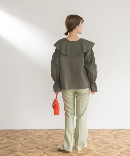 UR Lab.（アーバンリサーチラボ）の「コットンラッフルカラーブラウス（Tシャツ/カットソー・レディース・ベージュ/ブラック/カーキ・FREE）」の9枚目の写真