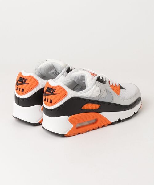 NIKE（ナイキ）の「NIKE WMNS AIR MAX 90 ナイキ ウィメンズ エアマックス90（スニーカー・レディース・ブラック/ホワイト/ピンク/ホワイト×ブラック/ブラック系その他/ライトパープル/サンドベージュ・23cm/23.5cm/24cm/22.5cm/26.5cm/25cm/24.5cm/26cm/27cm/27.5cm/28.5cm/28cm/25.5cm/29cm/22cm）」の16枚目の写真