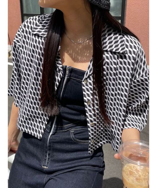 EMODA（エモダ）の「オーバーショートシャツ（シャツ/ブラウス・レディース・ホワイト/ブラック/ブルー/その他・FREE）」の22枚目の写真