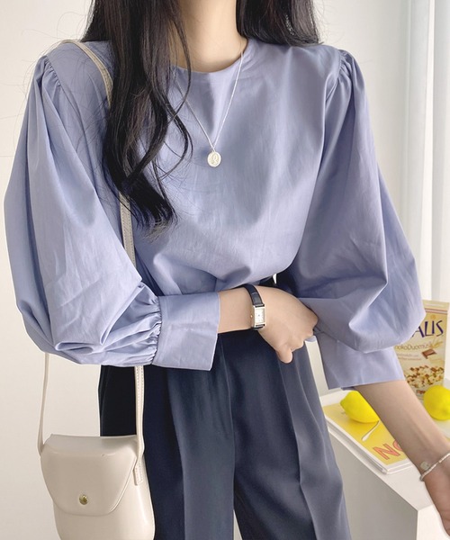 AMOUR BOX(アムールボックス)の「ギャザーボリュームスリーブブラウス(シャツ/ブラウス・レディース・ホワイト/ブラック/ブルー・MEDIUM/LARGE/X-LARGE)」の15枚目の写真