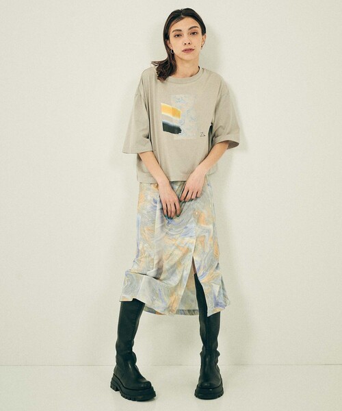 CITY TOKYO（シティトウキョウ）の「ZOE ART GRAPHIC TEE（Tシャツ/カットソー・レディース・ホワイト/グレイッシュベージュ・FREE）」の16枚目の写真