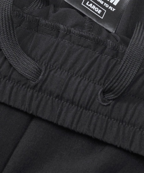 FCMM(エフシーエムエム)の「AIR COOLING RECOVERY WOVEN SHORTS/エアークーリングリカバリーウーブンショーツ(その他パンツ・メンズ・ブラック/ブラウン/カーキ・MEDIUM/LARGE)」の14枚目の写真