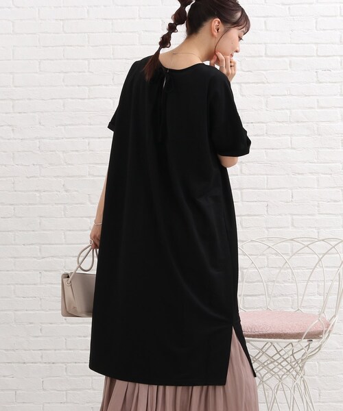 SHOO・LA・RUE(シューラルー)の「◆【接触冷感】バックリボンロングワンピース(ワンピース・レディース・ブラック/レンガ/ライトブルー/カーキ・00)」の21枚目の写真